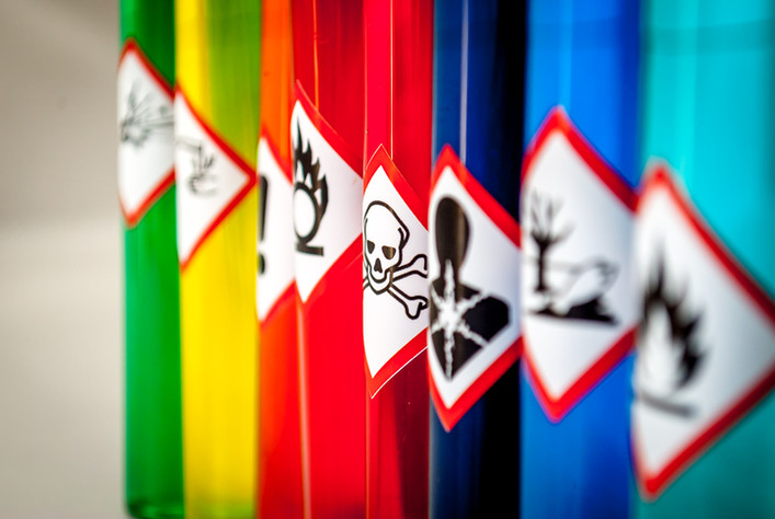 Pictogrammes d'étiquetage des produits chimiques (nouvelle génération). © Antoine2K | Getty Images